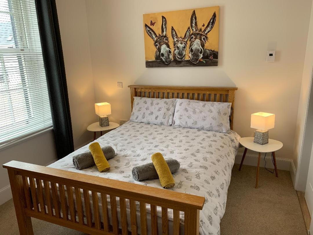 No 7 Quiet, Two Bedroom Ground Floor Flat In Tornagrain Great For Early Airport Departures Or Late Flights Dalcross ภายนอก รูปภาพ